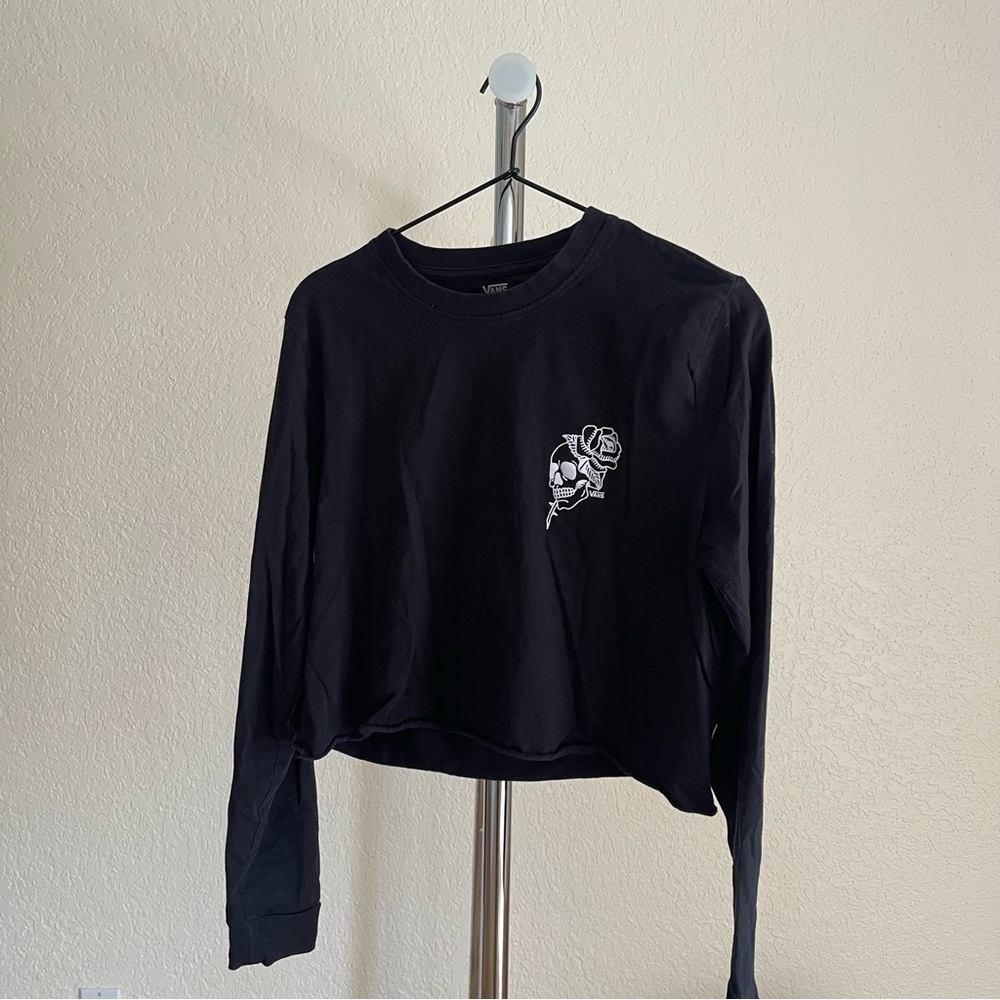 Black Graphic Cropped Long Sleeve